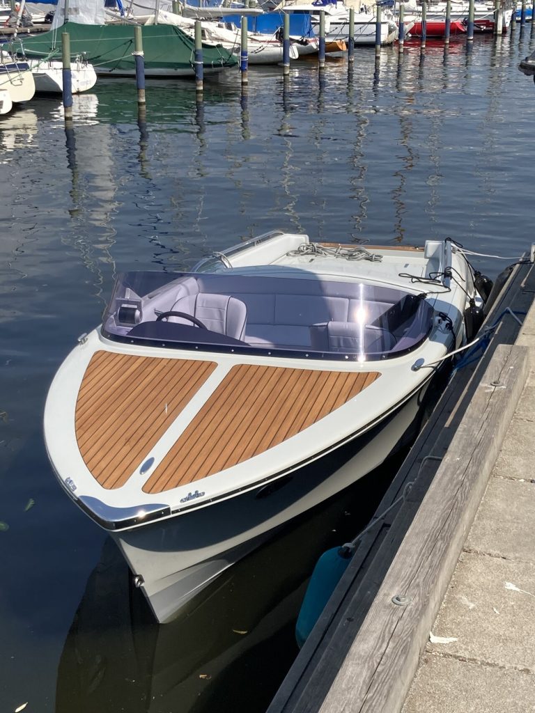 ElMarian Boote Typ Magic 640 gebraucht von Vorne