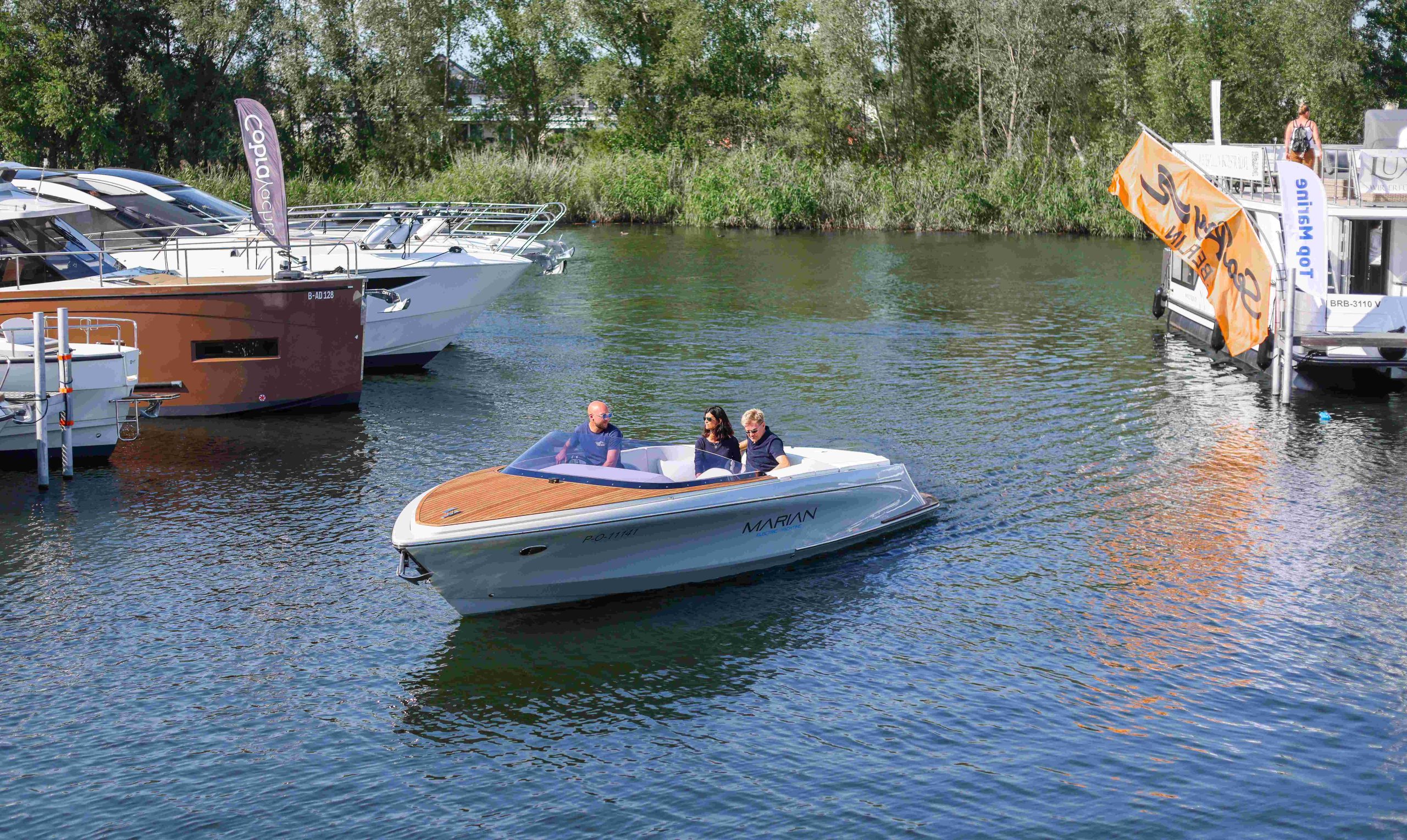 Marian M800 Probefahrt Boot und Fun In Water