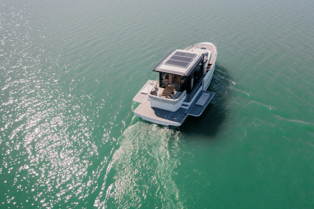 WIA_520-HT Elektroyacht